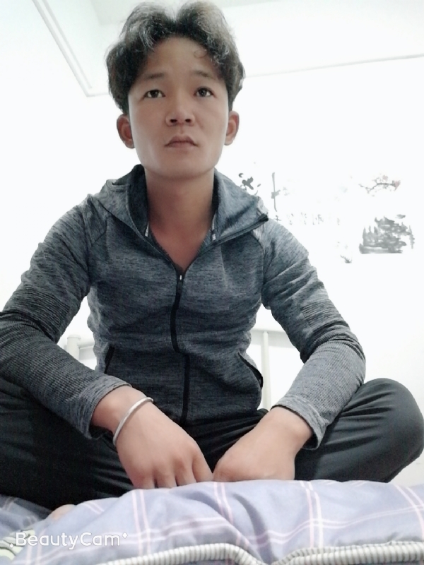 东浩学长的第一张照片--宜宾相亲服务中心