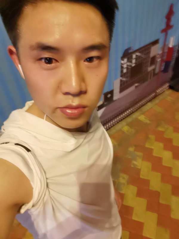 雷子的第一张照片--宜宾相亲服务中心