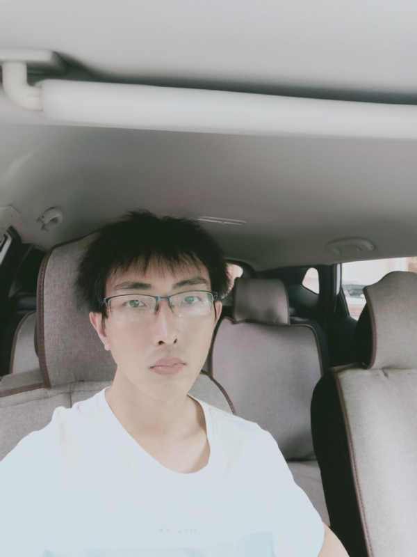 阳光大男孩的第一张照片--宜宾相亲服务中心