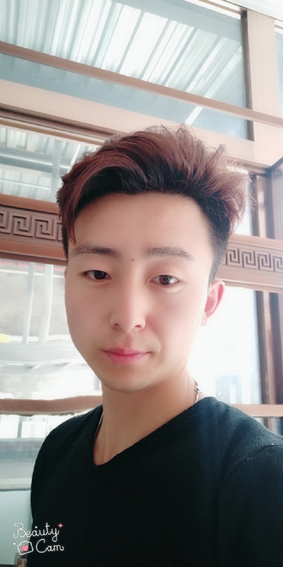 拼命微笑的第二张照片--宜宾相亲服务中心