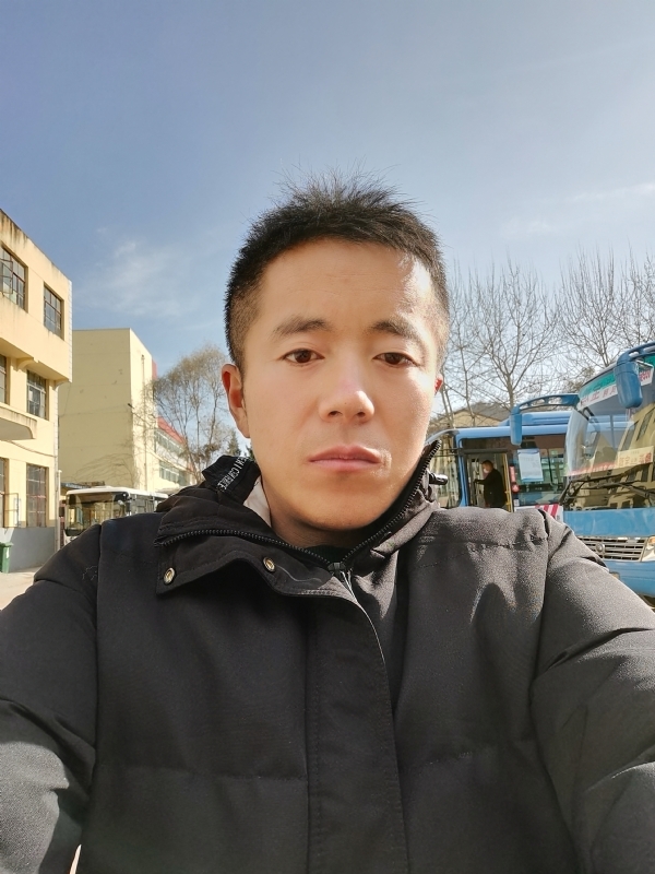 孤独的云的第二张照片--宜宾相亲服务中心