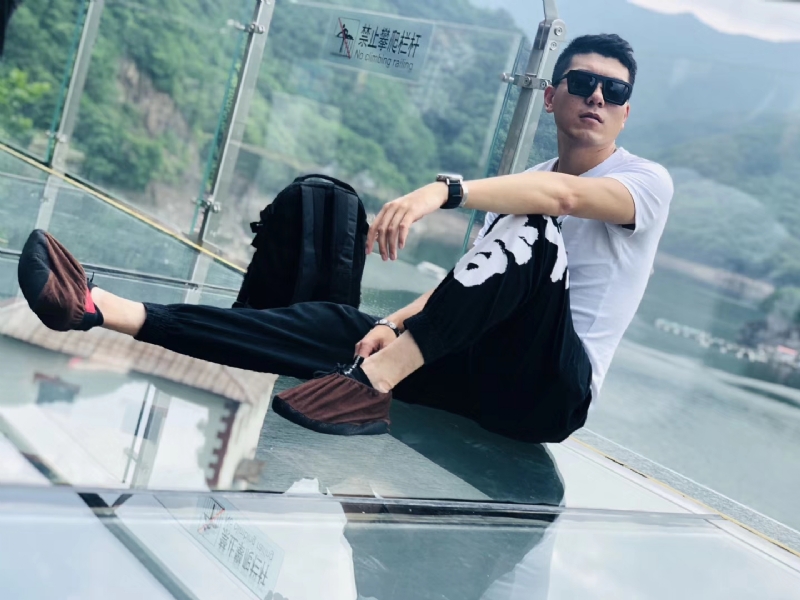 庄周梦蝶的第一张照片--宜宾相亲服务中心