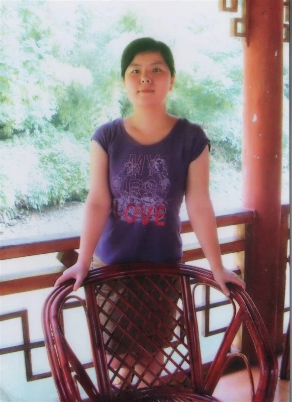小家碧玉19的第一张照片--宜宾相亲服务中心