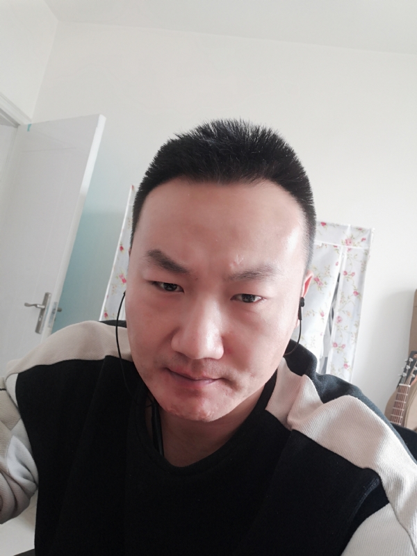曹先森的第一张照片--宜宾相亲服务中心