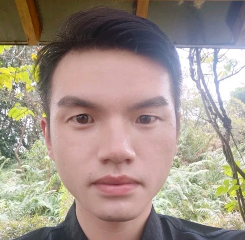 彬彬有礼的第一张照片--宜宾相亲服务中心