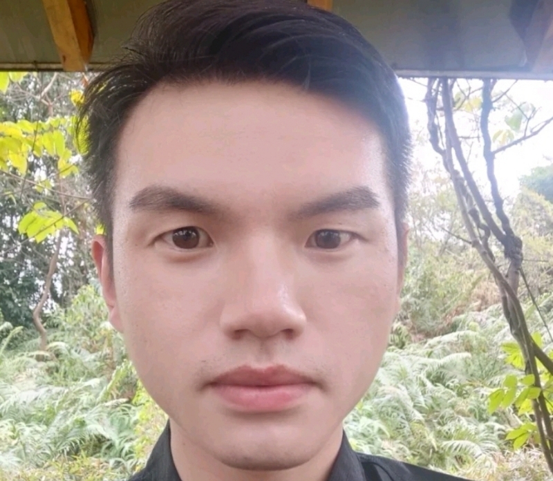 彬彬有礼的第二张照片--宜宾相亲服务中心