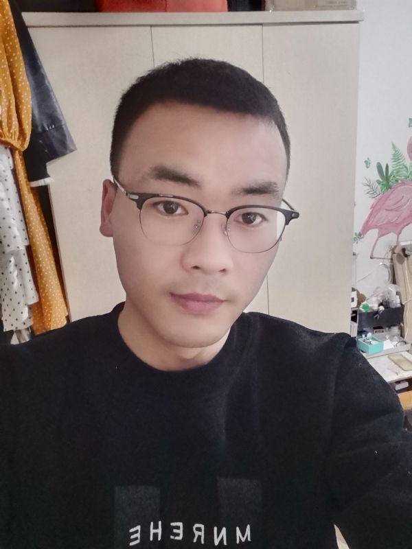 寻一个人的第一张照片--宜宾相亲服务中心