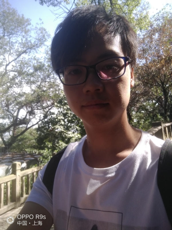 不忘旧年的第一张照片--宜宾相亲服务中心