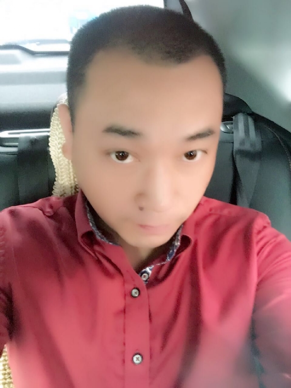 在一个路口等的第一张照片--宜宾相亲服务中心