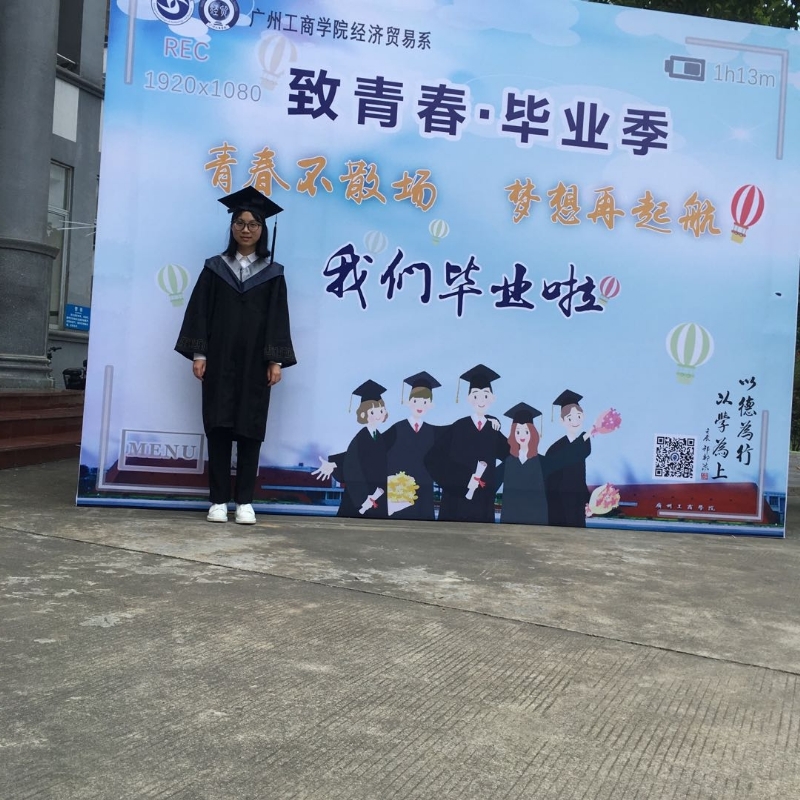 小小的第一张照片--宜宾相亲服务中心