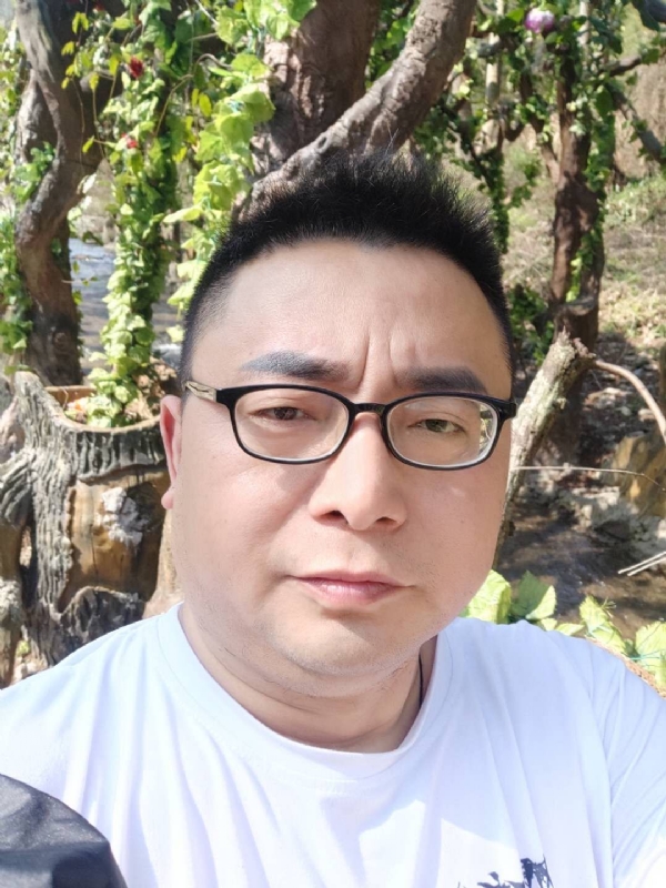 妙手仁心的第一张照片--宜宾相亲服务中心