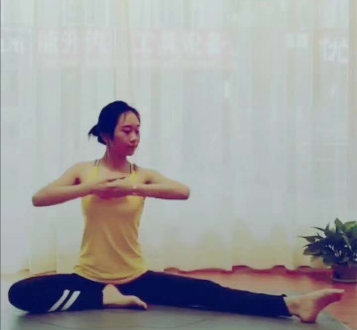 静静子的第一张照片--宜宾相亲服务中心