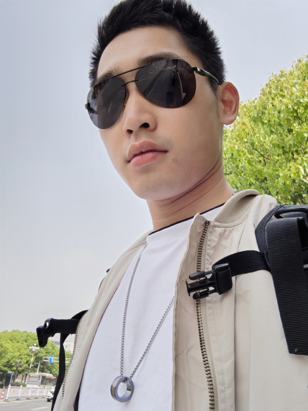 残花落陌,的第一张照片--宜宾相亲服务中心