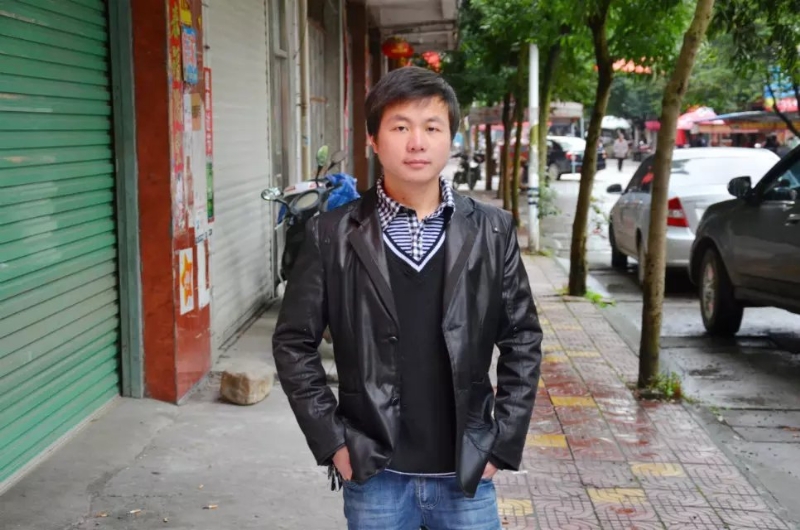 青春正点的第一张照片--宜宾相亲服务中心