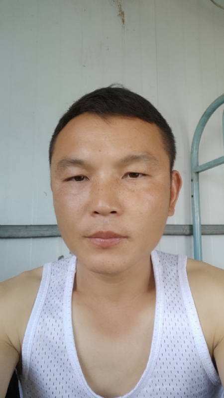 善良的人的第一张照片--宜宾相亲服务中心