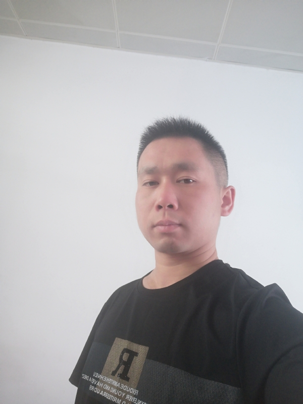 孤独的狼的第一张照片--宜宾相亲服务中心
