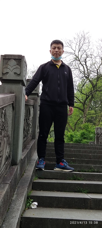 翁的第一张照片--宜宾相亲服务中心