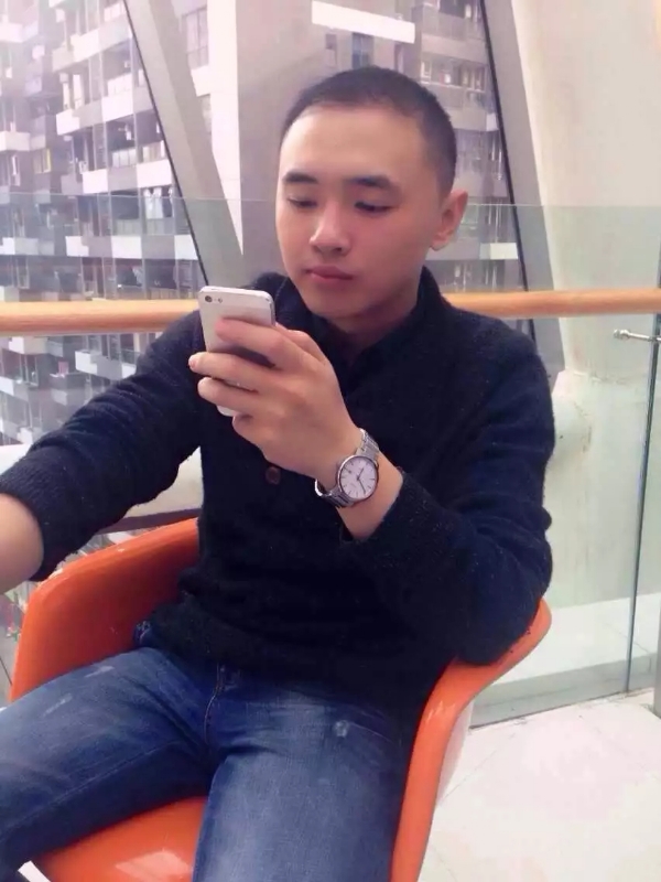 一个人的第一张照片--宜宾相亲服务中心