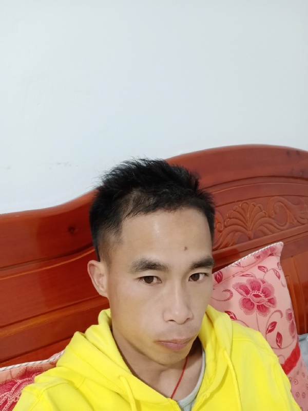 小biu崽的第一张照片--宜宾相亲服务中心