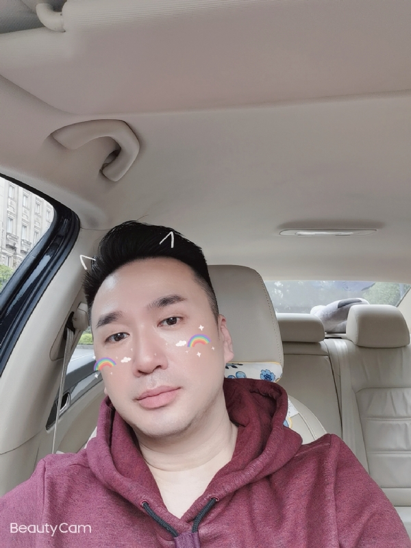 庭菘的第一张照片--宜宾相亲服务中心