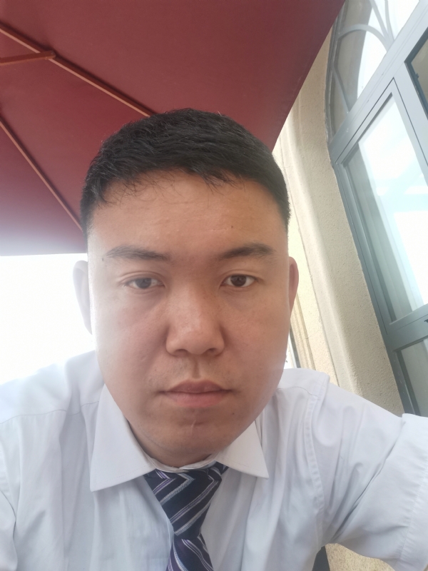 小龙哥的第一张照片--宜宾相亲服务中心