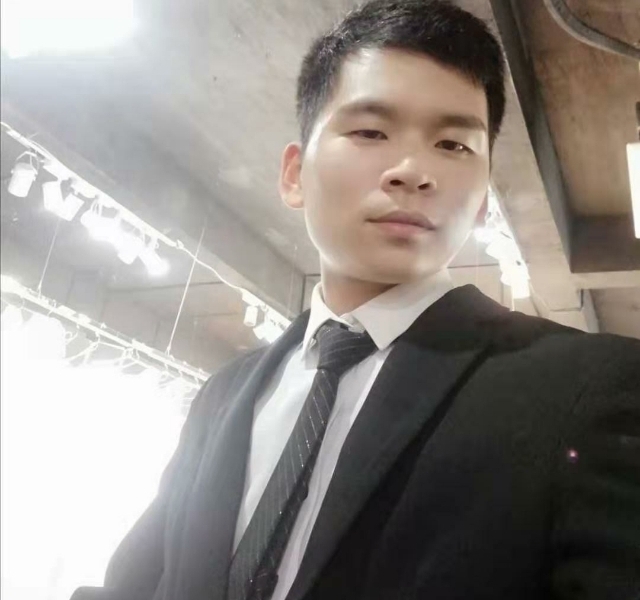 凌晨三点三分的第二张照片--宜宾相亲服务中心