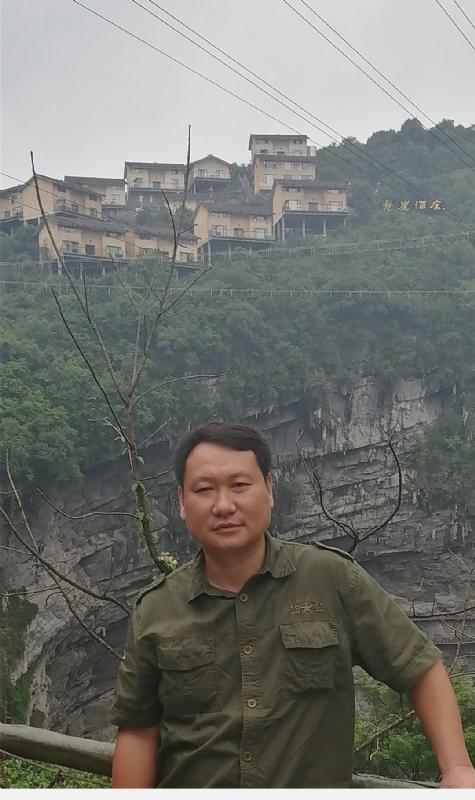 迷彩人生的第一张照片--宜宾相亲服务中心
