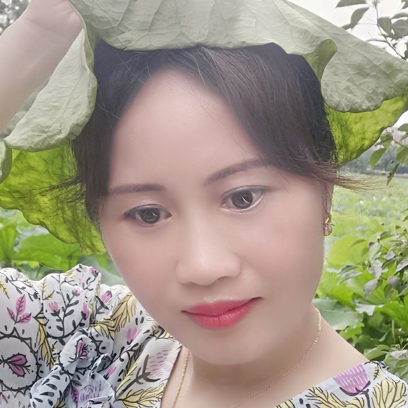花开半夏的第一张照片--宜宾相亲服务中心