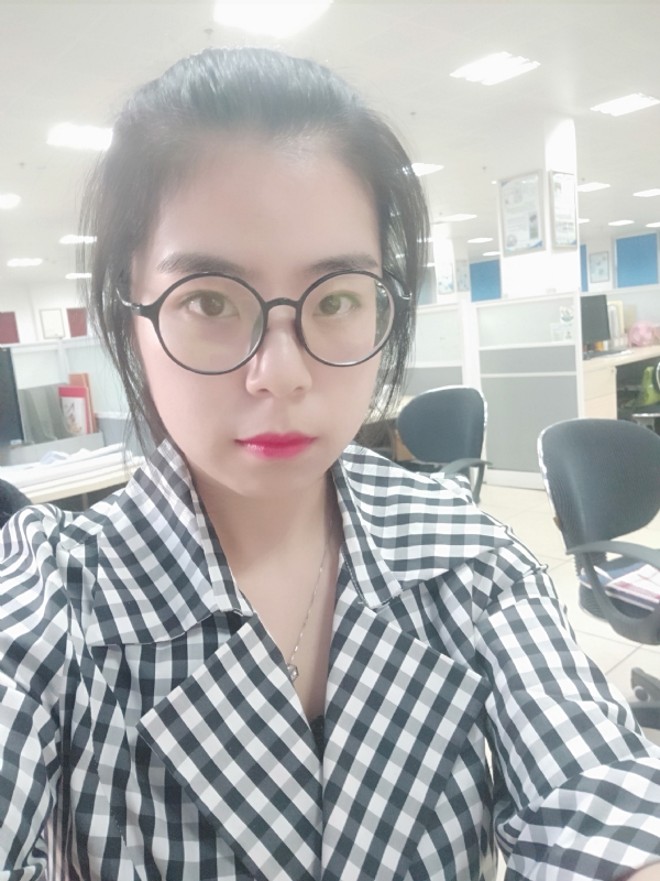 莹莹的第一张照片--宜宾相亲服务中心