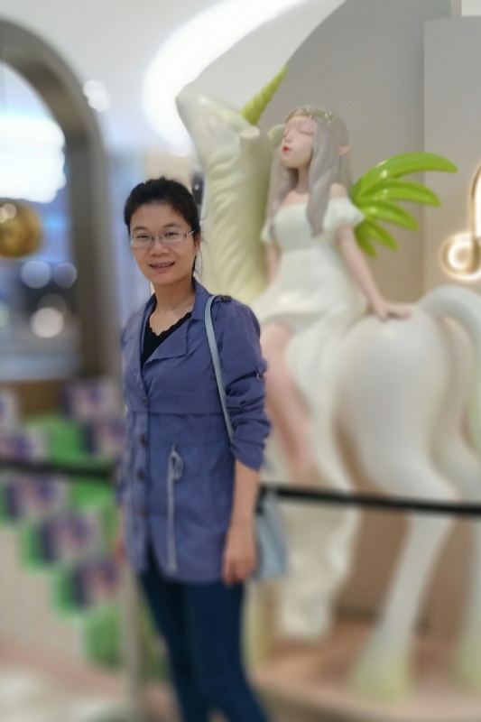霞的第一张照片--宜宾相亲服务中心