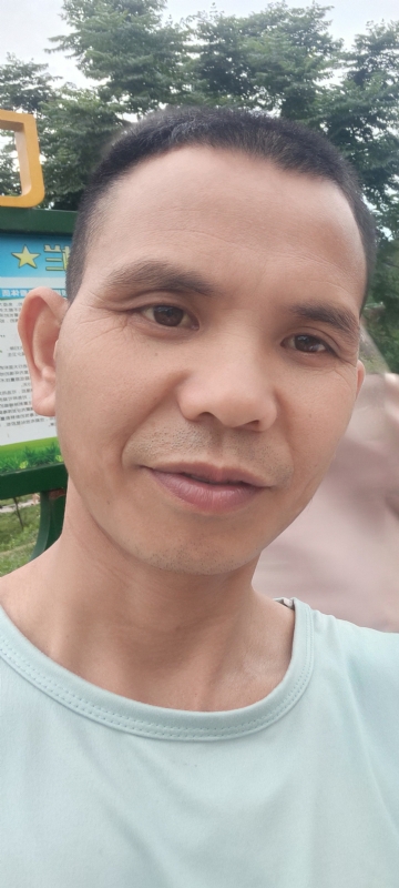 找个相爱的人结婚的第一张照片--宜宾相亲服务中心