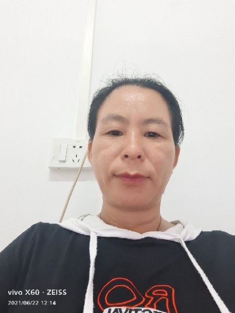 琼的第一张照片--宜宾相亲服务中心