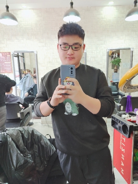 不吃香菜的第二张照片--宜宾相亲服务中心