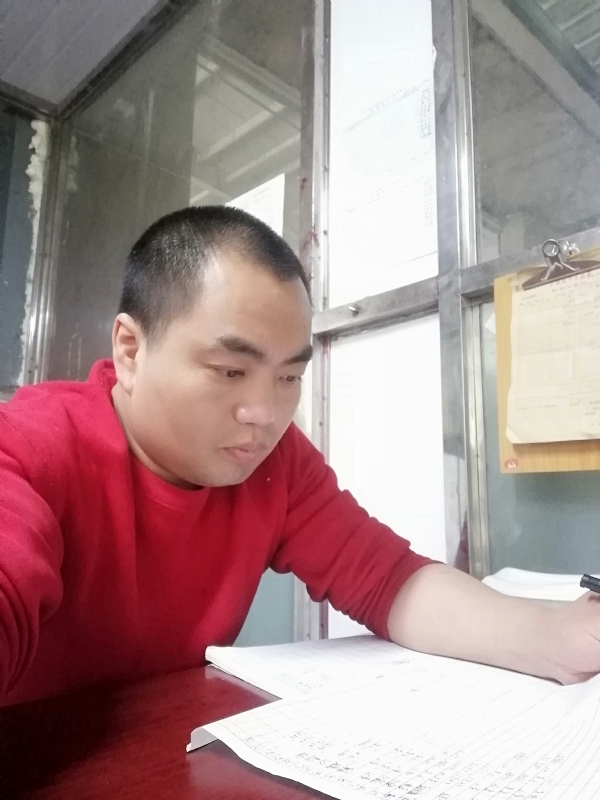 小吴的第一张照片--宜宾相亲服务中心