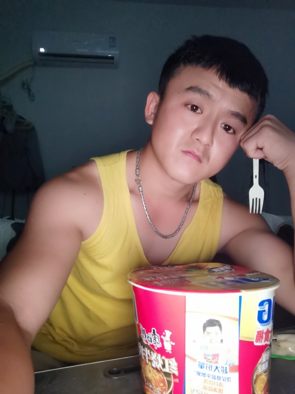 飞飞的第一张照片--宜宾相亲服务中心