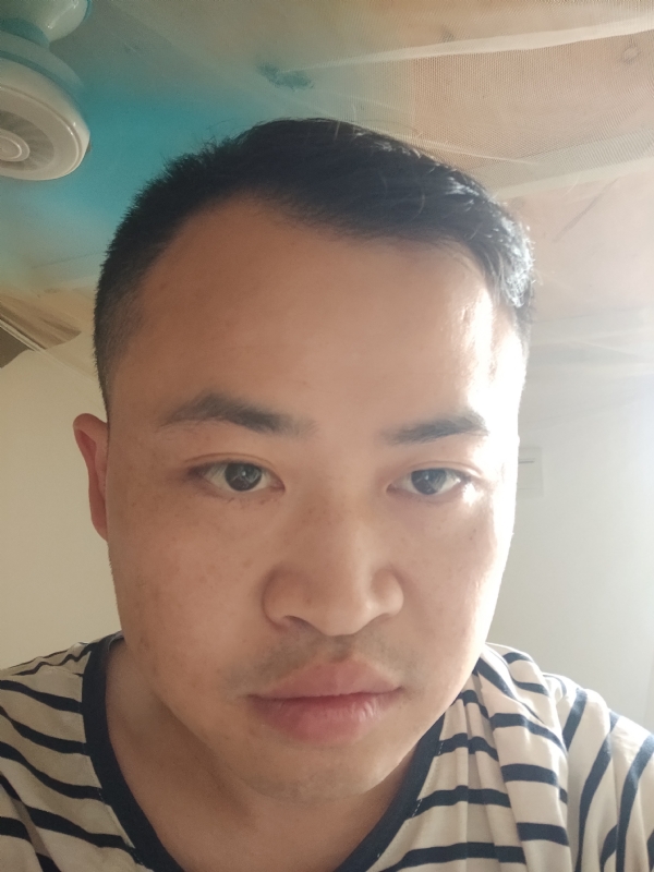 一切随缘的第一张照片--宜宾相亲服务中心