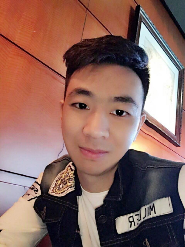 滞后的微笑的第三张照片--宜宾相亲服务中心