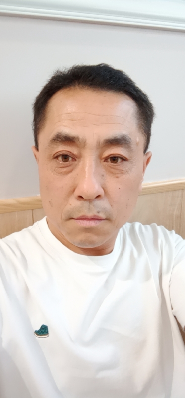 大漠孤烟的第二张照片--宜宾相亲服务中心