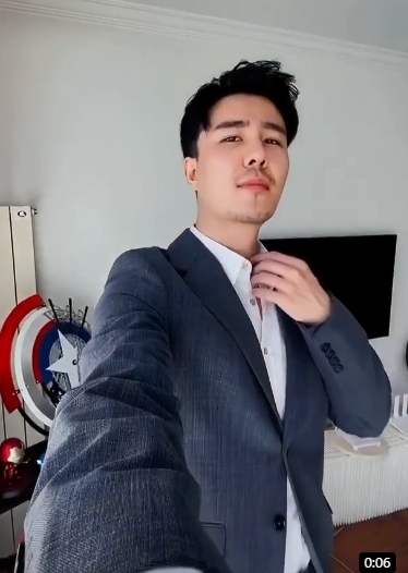 孤獨一郎的第一张照片--宜宾相亲服务中心