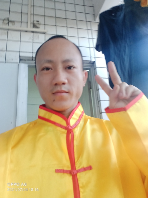 宋福军的第二张照片--宜宾相亲服务中心