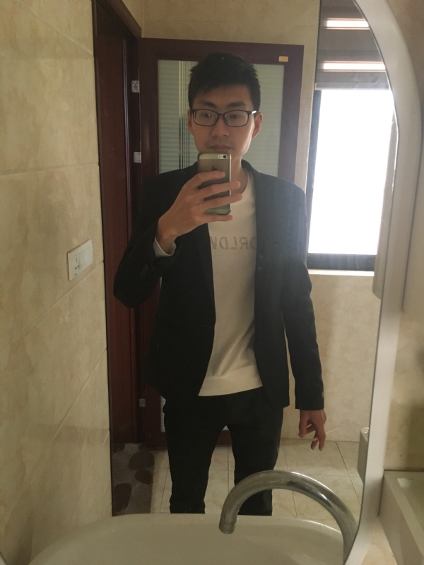一生何求的第一张照片--宜宾相亲服务中心