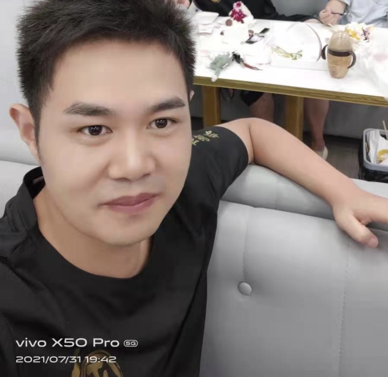 阳洋杨的第一张照片--宜宾相亲服务中心