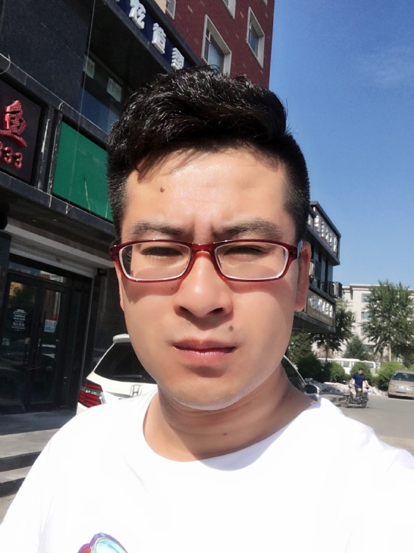 AA首席的第一张照片--宜宾相亲服务中心