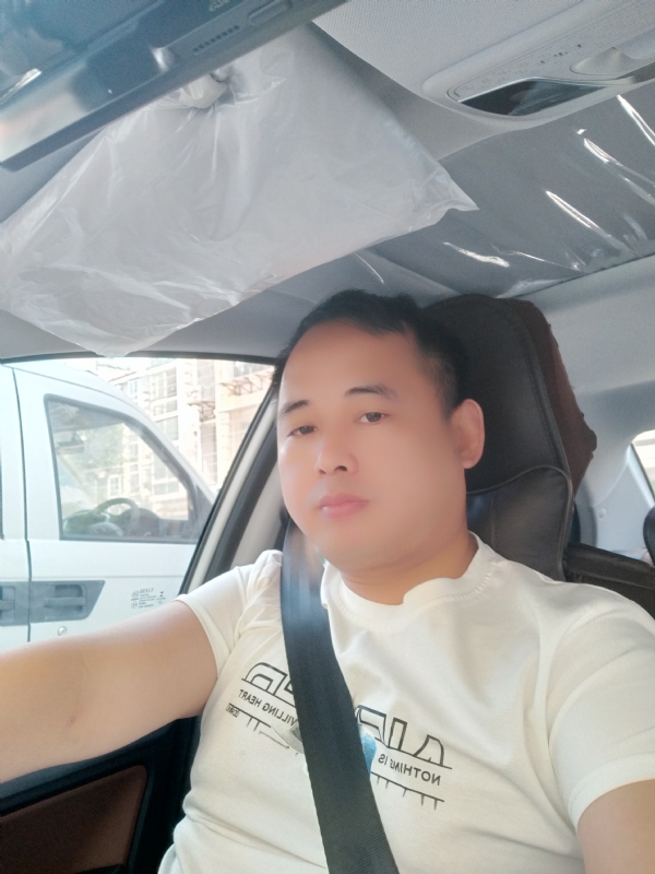 有你就好的第三张照片--宜宾相亲服务中心