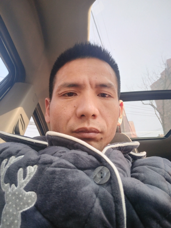 青春不长在的第一张照片--宜宾相亲服务中心