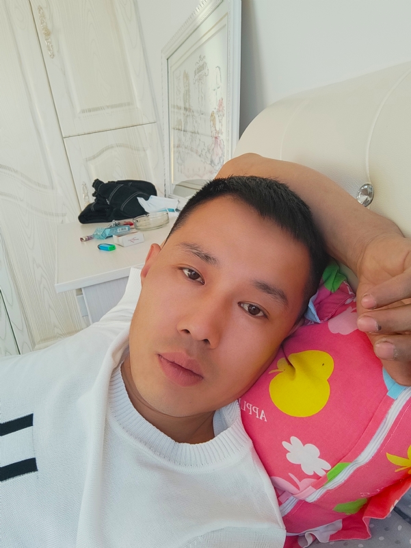 一个人的第一张照片--宜宾相亲服务中心