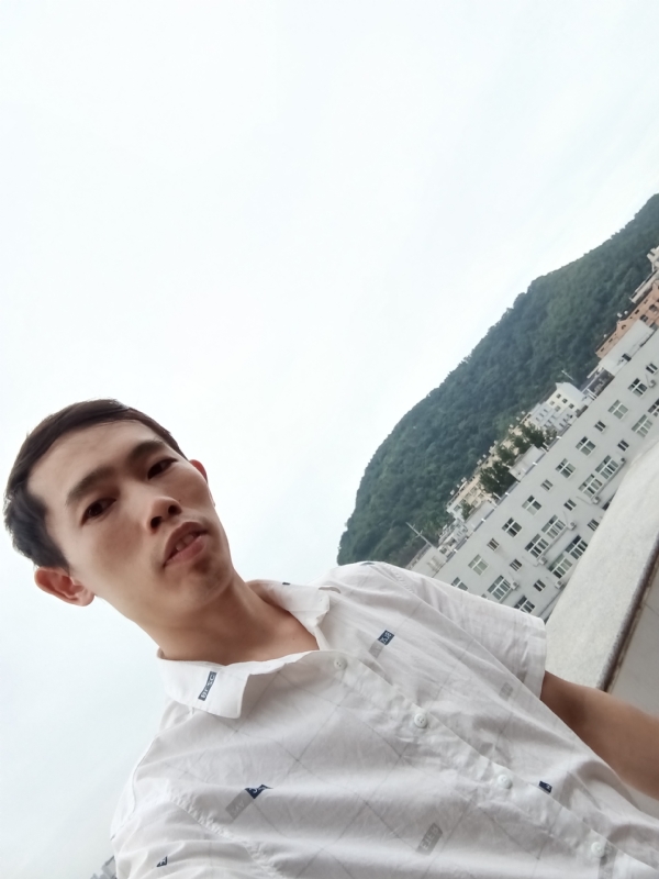 会飞的鱼的第一张照片--宜宾相亲服务中心