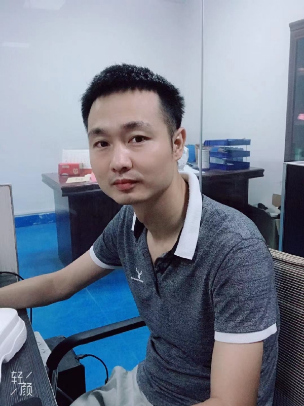 不忘初心的第一张照片--宜宾相亲服务中心