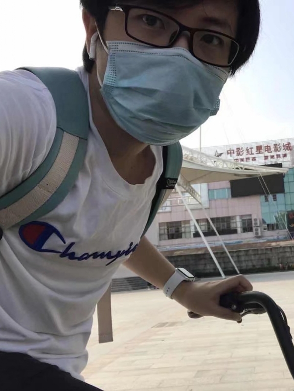 丁先生的第二张照片--宜宾相亲服务中心