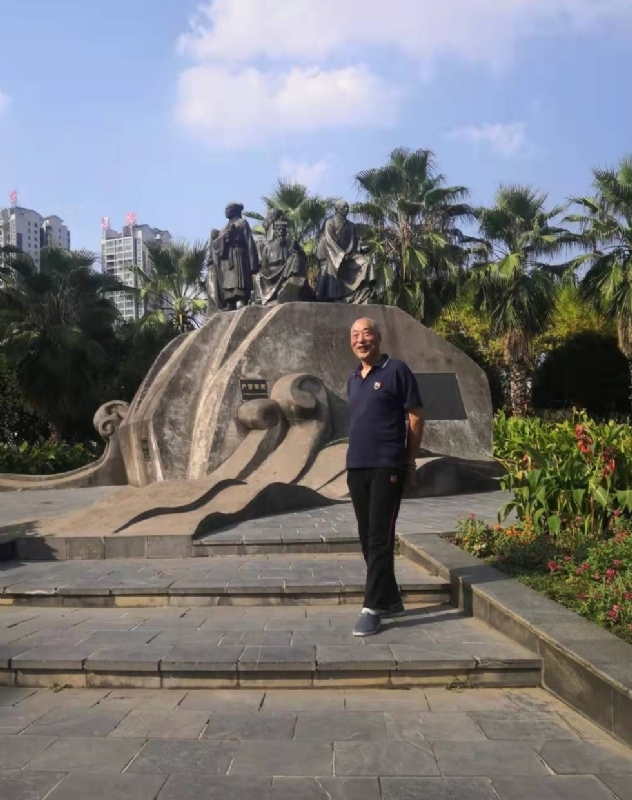 笨笨男的第一张照片--宜宾相亲服务中心